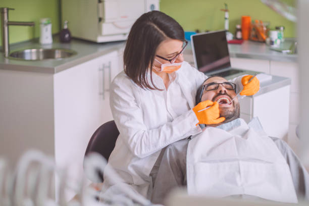 Best Emergency Tooth Extraction in Haltom City, TX